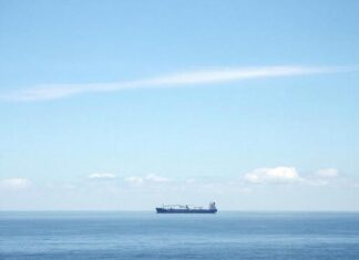 Россия направит Кубе безвозмездную партию нефти на фоне топливного кризиса