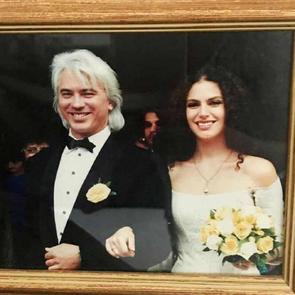 «Завораживающая пара!»: вдова Дмитрия Хворостовского показала свадебные фото